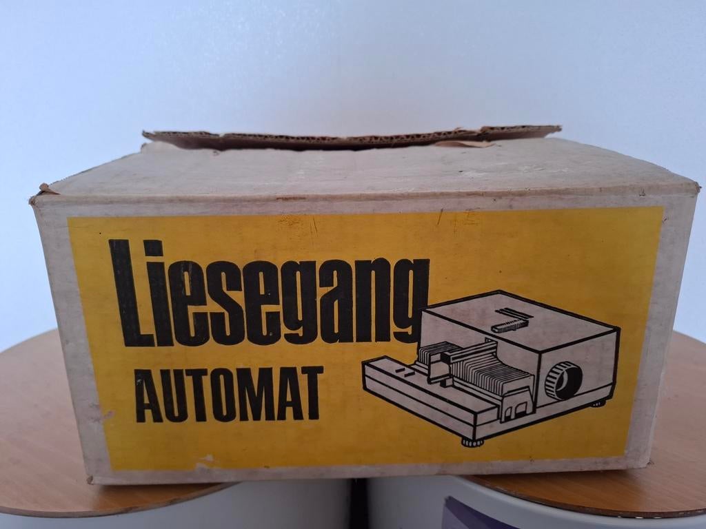 (T) Vintage Liesegang A39. Diaprojector. Werkend., Audio, Tv en Foto, Diaprojectors, Ophalen of Verzenden, Gebruikt