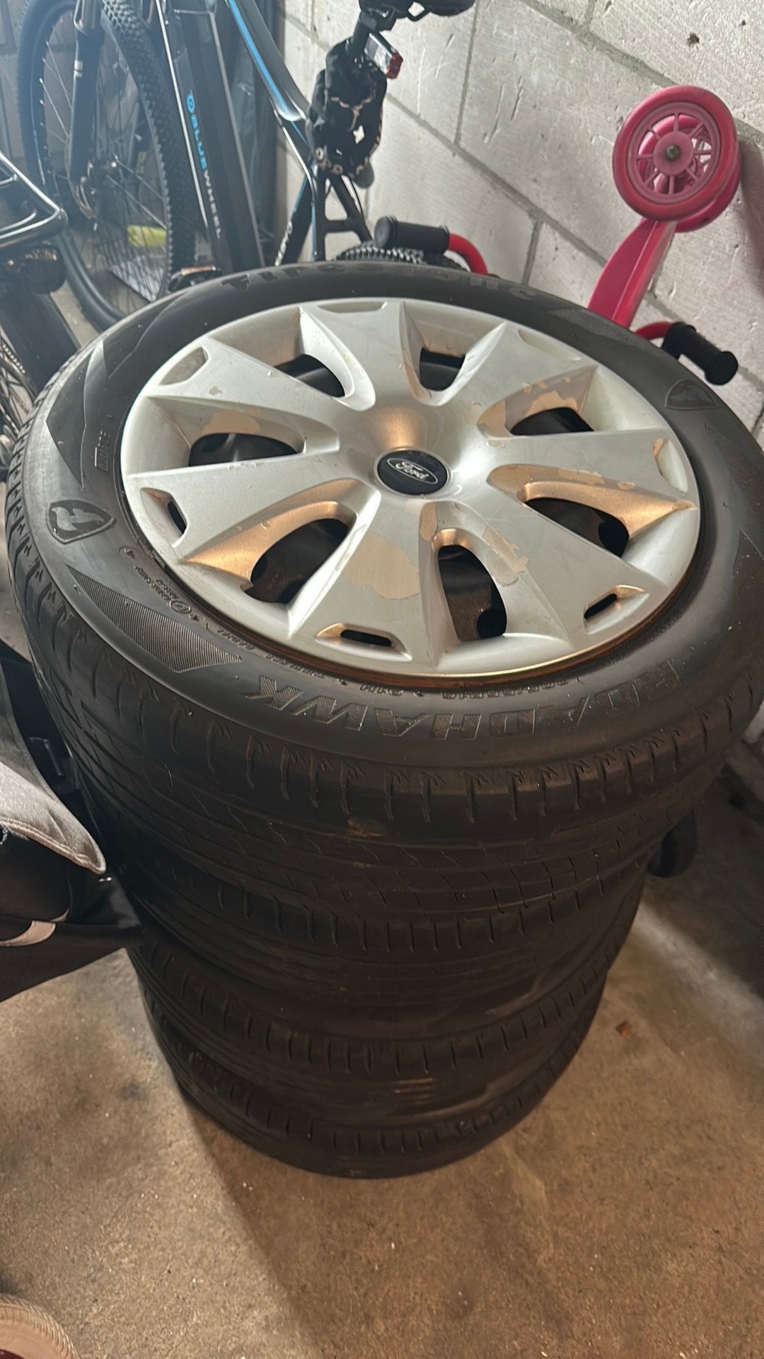 Vier banden van Ford focus. 205/55R16, Ophalen, Gebruikt