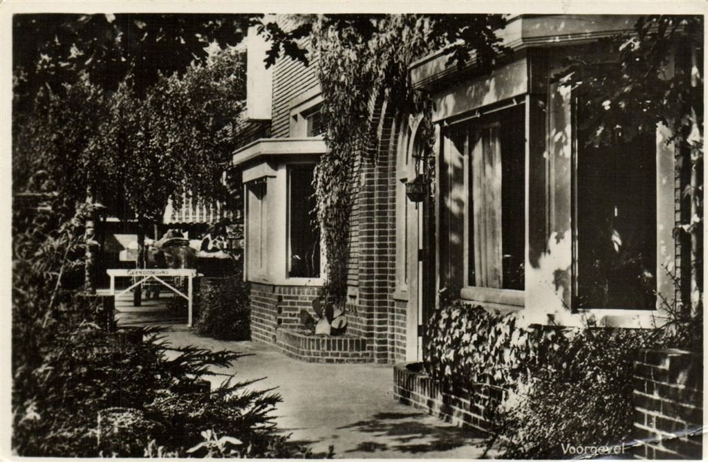 Laren [N.H.], Sanatorium Juliana-oord - Voorgevel - 1953 gel, Ophalen of Verzenden, 1940 tot 1960, Gelopen, Noord-Holland