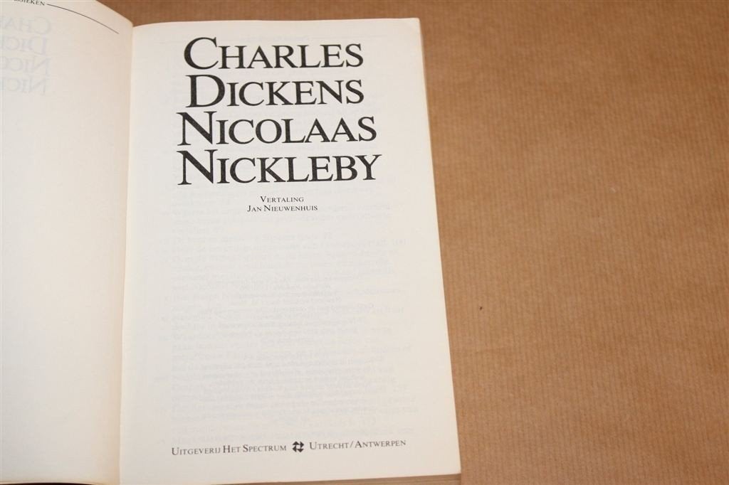 Nicolaas Nickleby — Dickens, Prisma Klassieken 1978, Ophalen of Verzenden, Gelezen