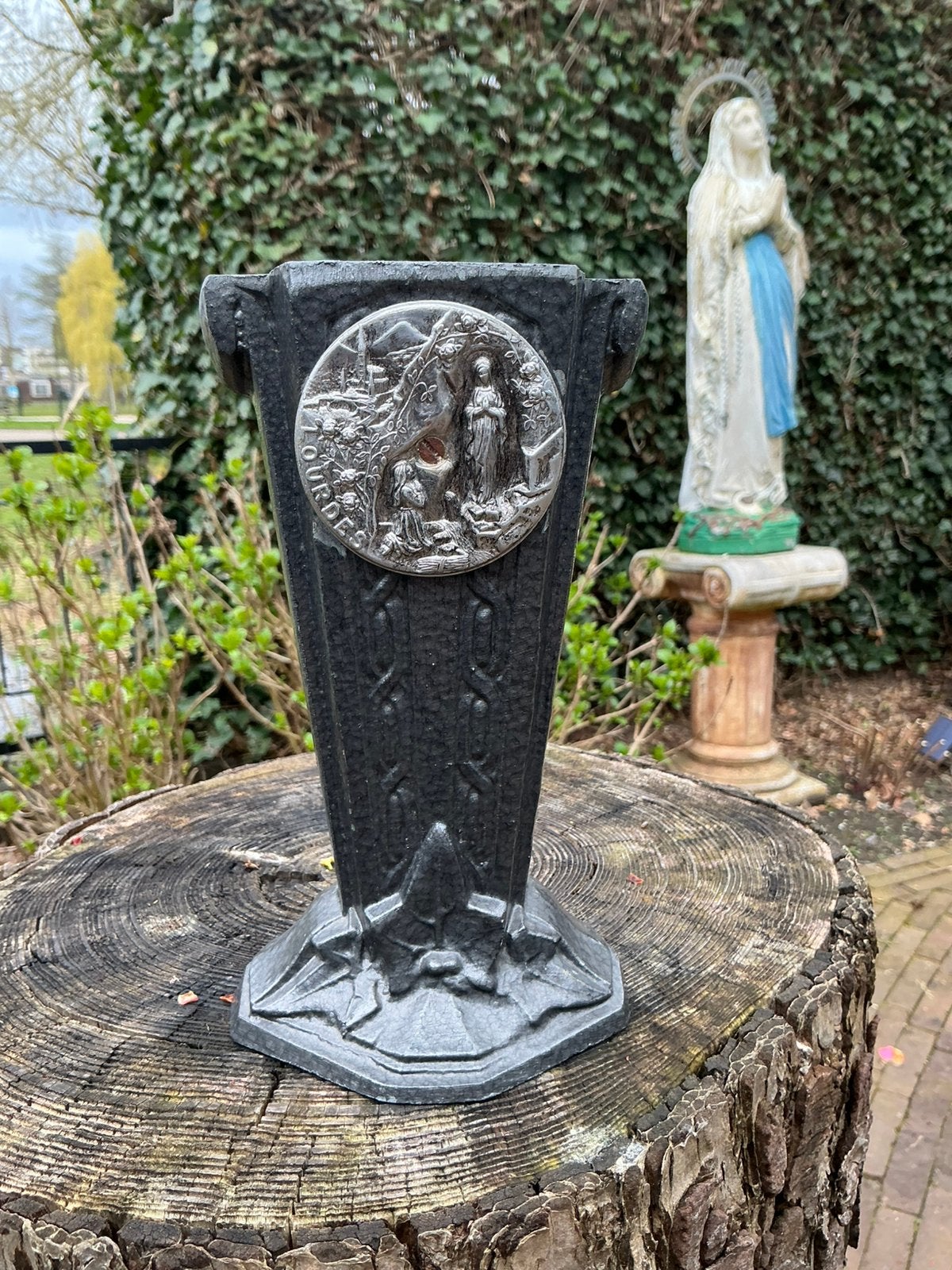 Oude religieuze vaas ❤️ Bernadette bij Maria in Lourdes, Ophalen of Verzenden