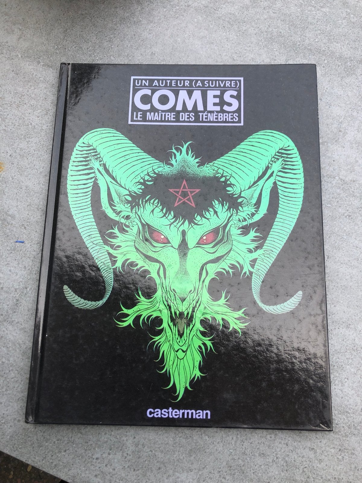 Comes: Le Maître des Ténèbres - Casterman Stripboek, Eén stripboek, Ophalen of Verzenden, Zo goed als nieuw