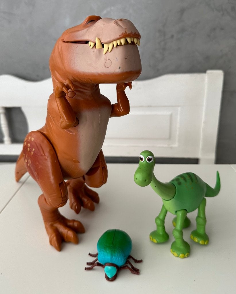 GELIJK OPHALEN! The Good Dinosaur poppen, Leuke CADEAUTIP!, Ophalen of Verzenden, Zo goed als nieuw
