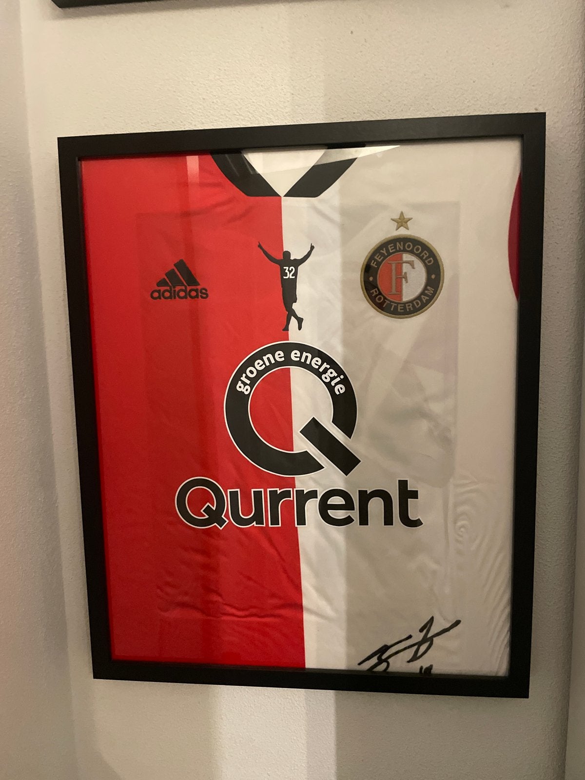 Ingelijst Feyenoord shirt - gesigneerd, Ophalen of Verzenden, Zo goed als nieuw, Feyenoord, Shirt