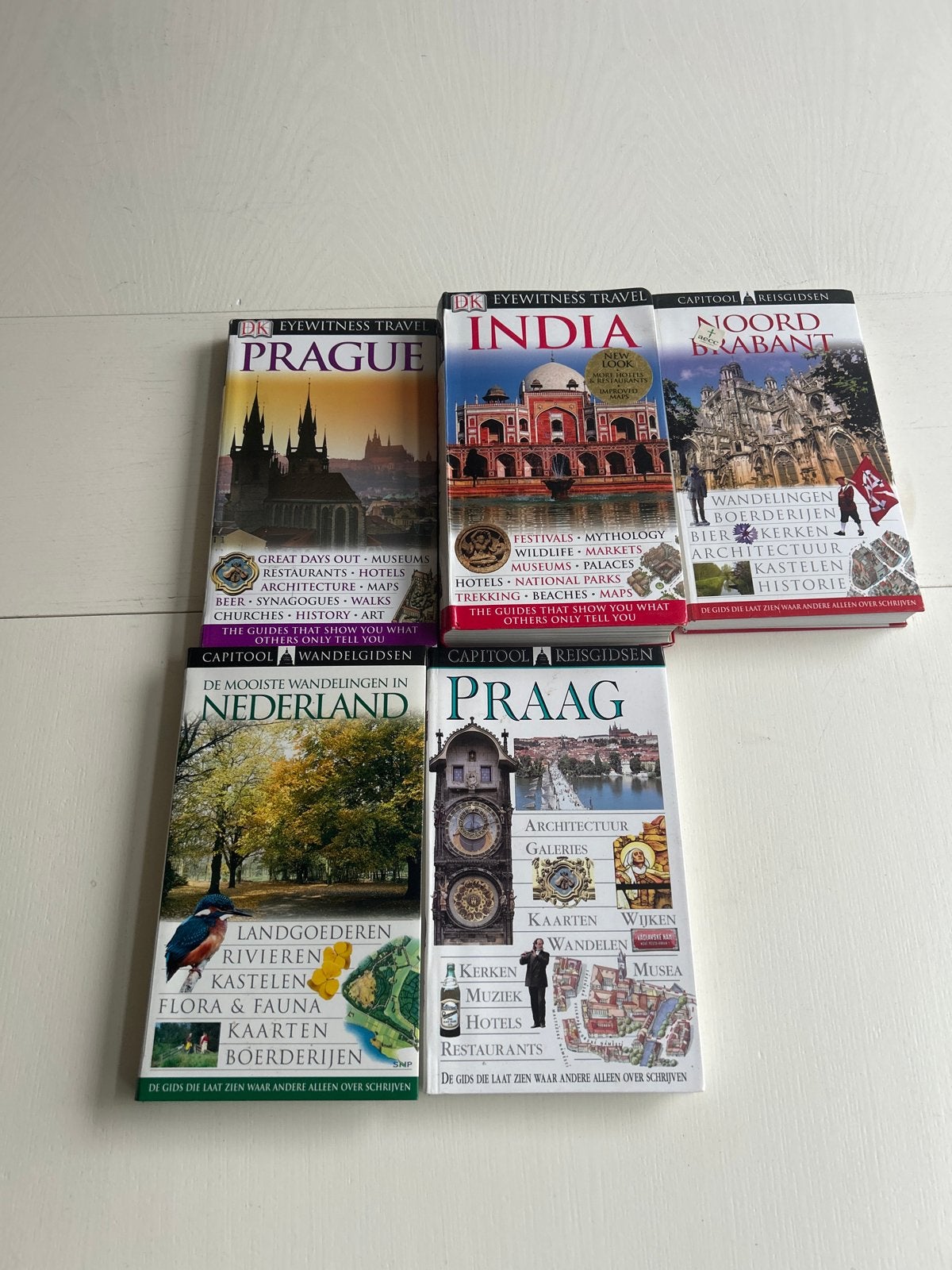 Reisgidsen en Wandelgidsen: Praag, India, Nederland, Brabant, Gelezen, Capitool, Europa, Ophalen of Verzenden