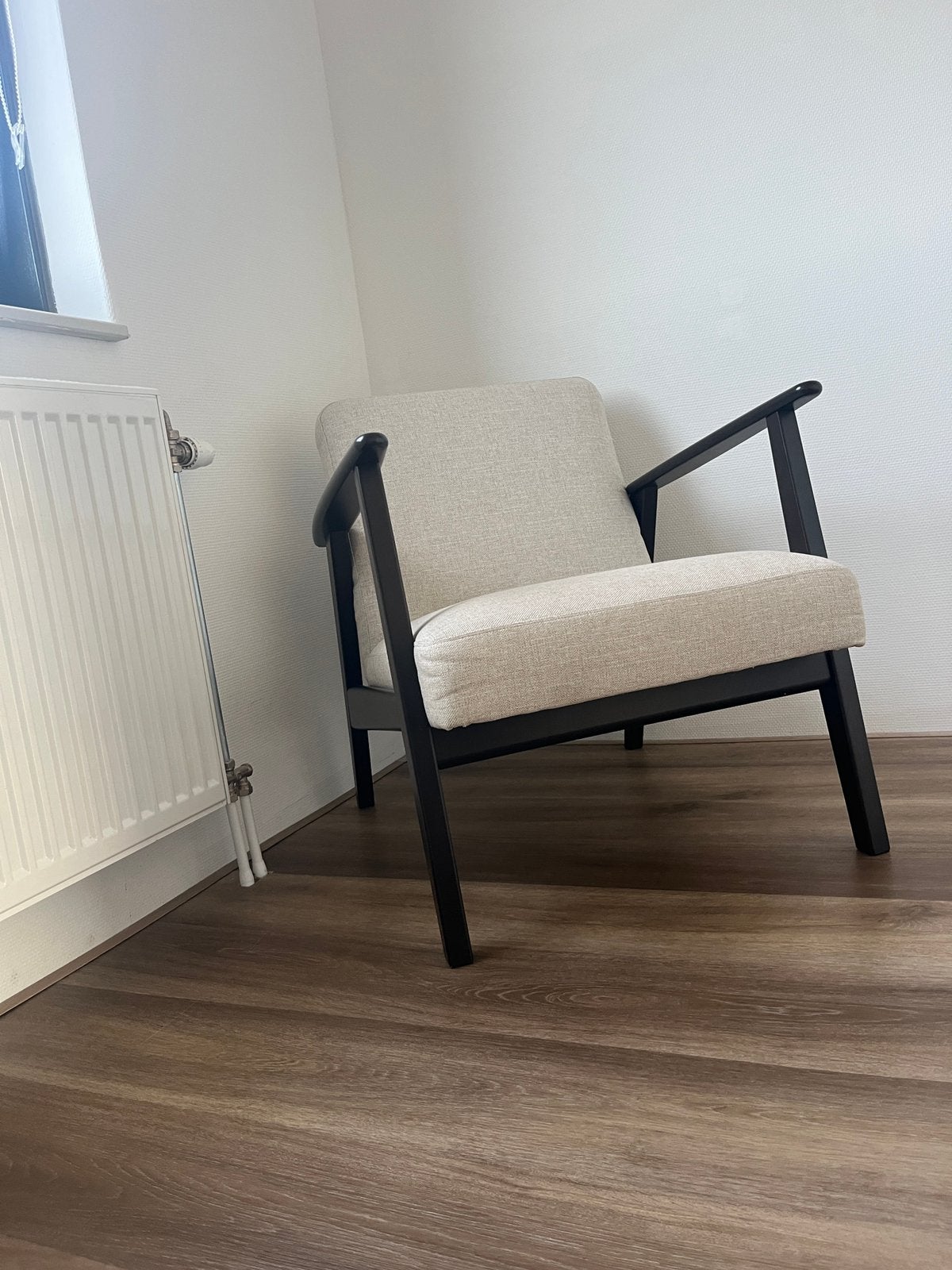 IKEA EKENÄSET Armchair – Retro Mid-Century Design, Ophalen of Verzenden, Zo goed als nieuw, Eenpersoons, Minder dan 150 cm
