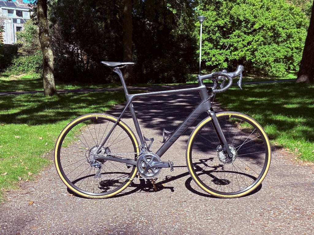 Canyon Ultimate CF SL Disc 8.0 XL – Full Carbon – Ultegra, 28 inch, Gebruikt, Carbon, Heren