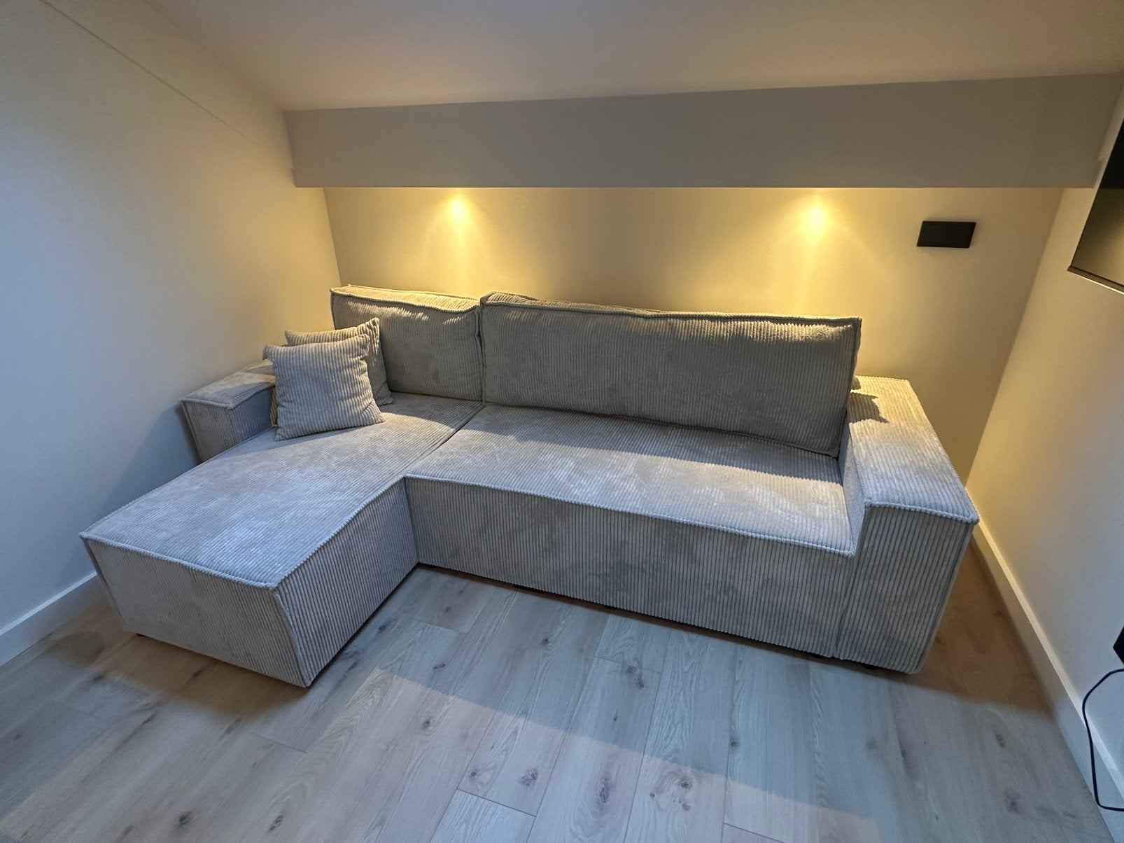 Zgan Hoekbank/slaapbank met opbergruimte.Lounge links/rechts, Ophalen, Zo goed als nieuw