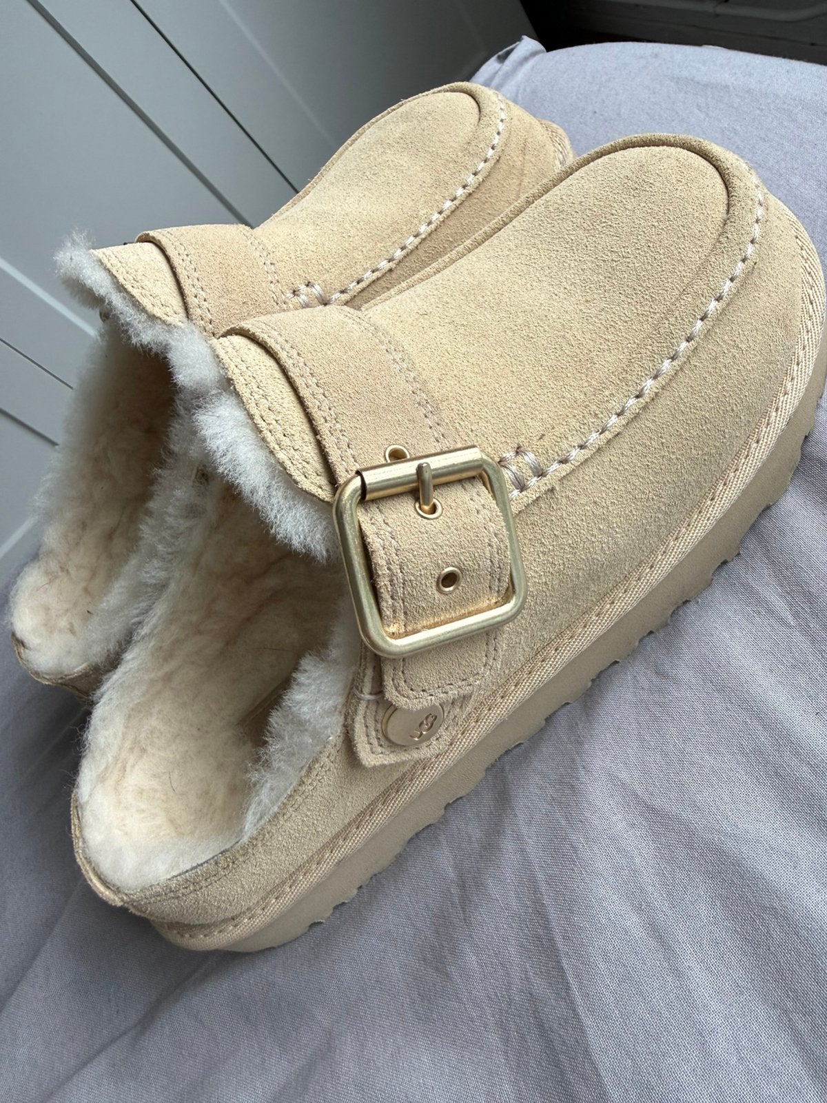 UGGS Goldenstar Evelina-klomp, Ophalen of Verzenden, Zo goed als nieuw, Bruin