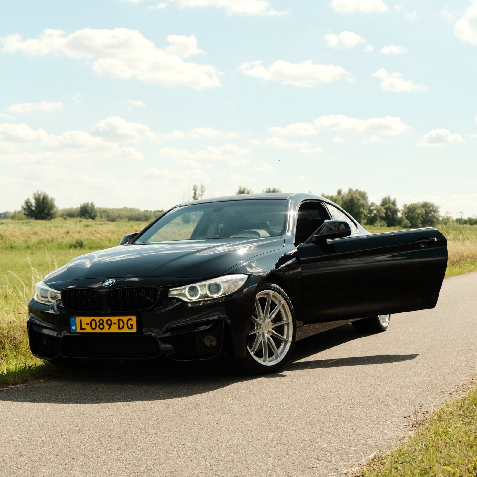BMW 4-Serie 428IA 2.0 2014 Zwart, Auto's, BMW, Automaat, 745 kg, Achterwielaandrijving, Zwart