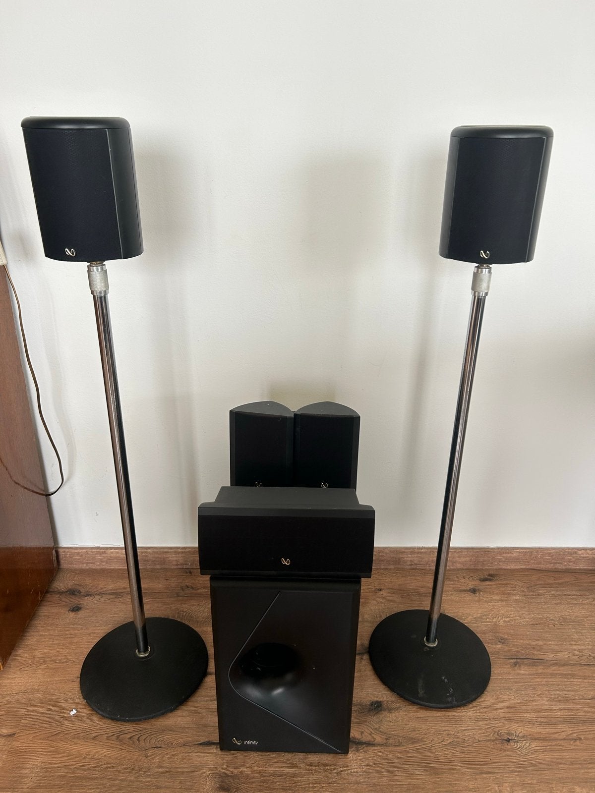 Infinity Surroundset 5.1 met subwoofer en standaarden, Ophalen, Gebruikt, Surroundset, Geschikt voor surround/home cinema