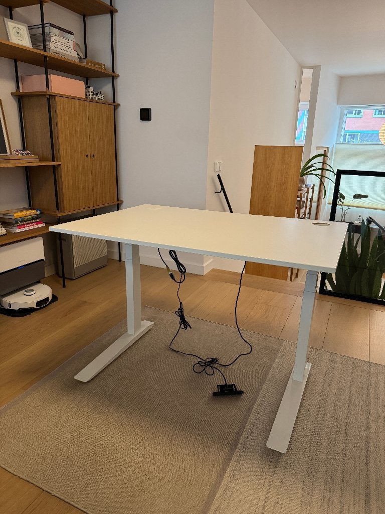 Fully Jarvis zit-sta bureau 120 cm + kabelmanagement, Ophalen, Zit-sta bureau, 120 cm, Zo goed als nieuw