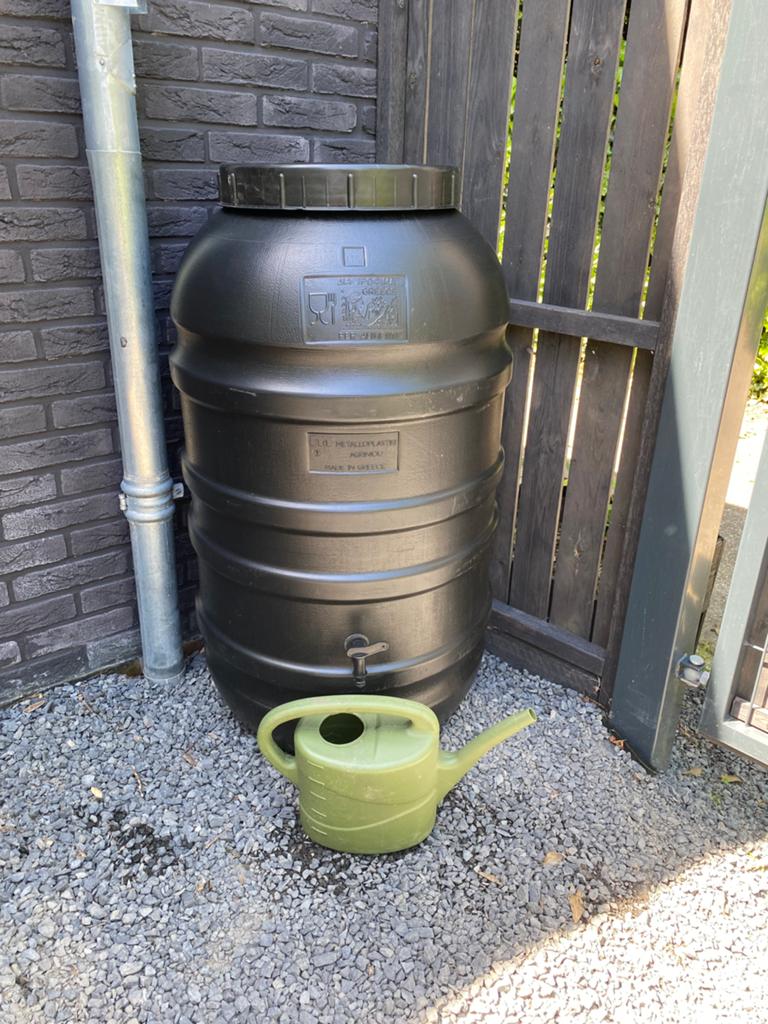 Regenton (220 liter) met gratis kraantje., Tuin en Terras, Regentonnen, Ophalen, Kunststof, Met kraantje, 150 liter of meer