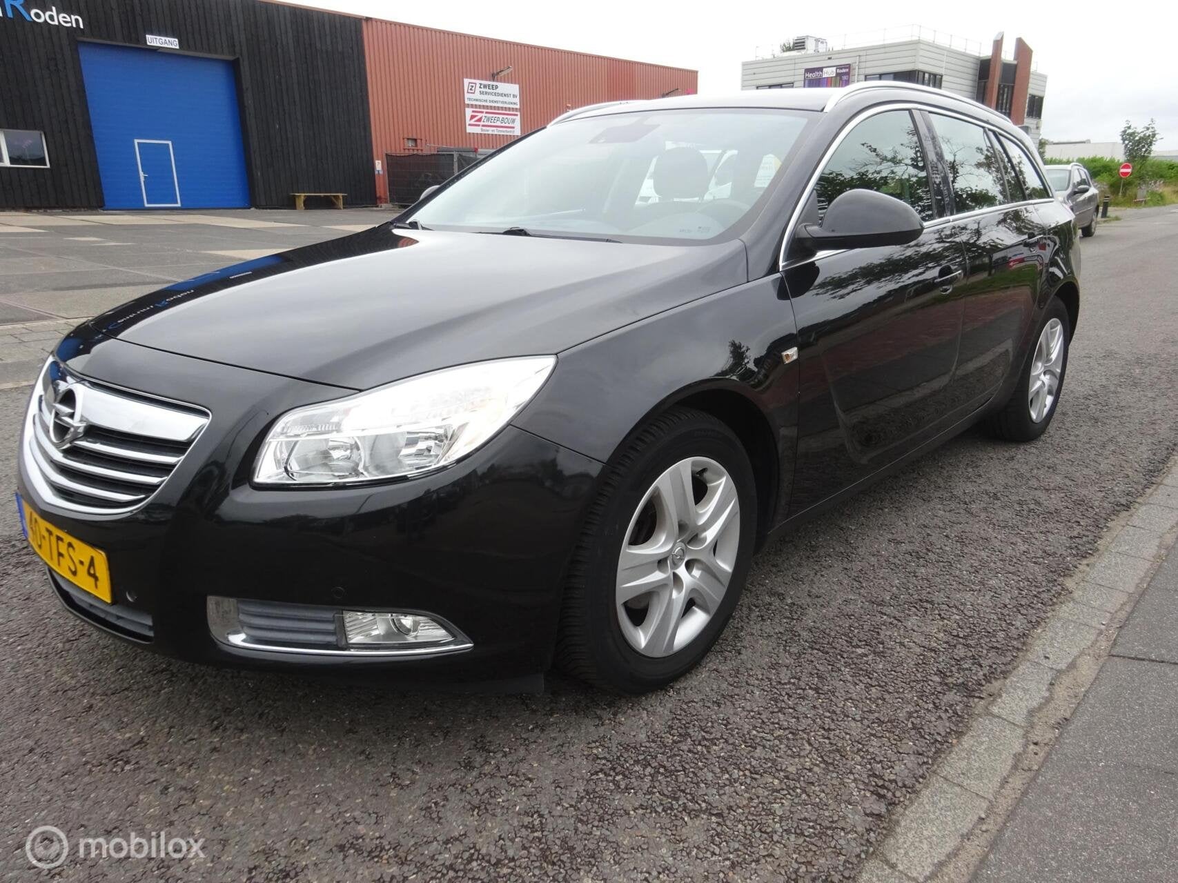 Opel Insignia Sports Tourer 1.4 Turbo EcoFLEX Business Editi, Auto's, Euro 5, Gebruikt, 4 cilinders, Zwart