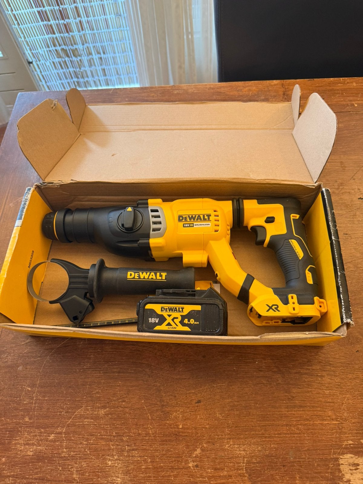 Te koop DeWALT  DCH 263  Sds boorhamer, Ophalen of Verzenden, Nieuw, Boor- en/of Breekhamer