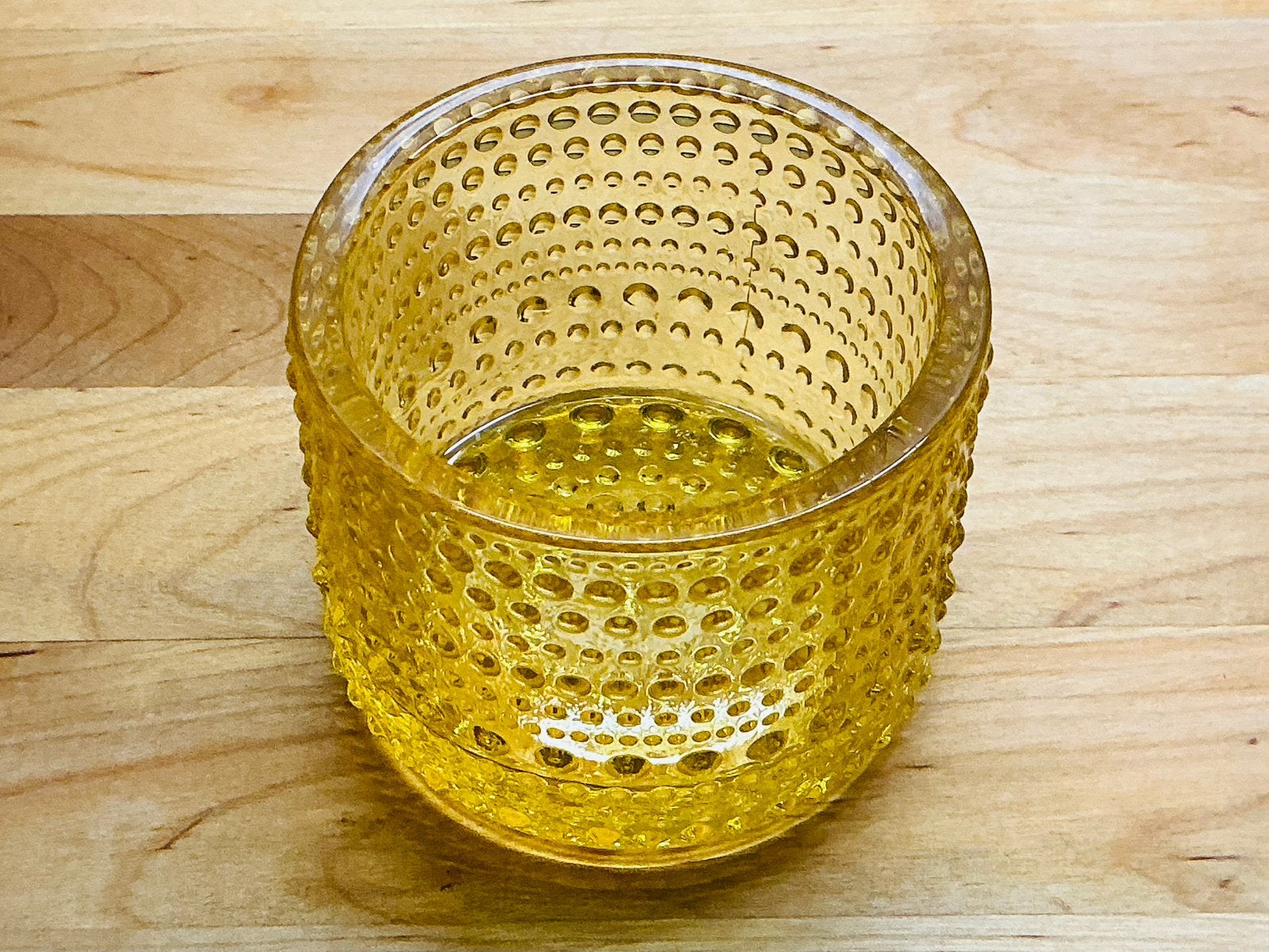 Iittala, Finland: gele Kastehelmi kandelaar/theelichthouder, Ophalen of Verzenden