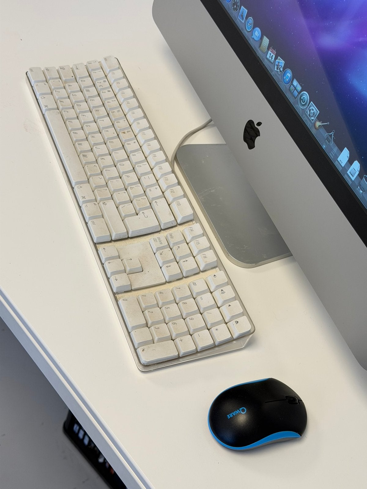 Apple iMac 24 inch 2.4GHz 3GB 320GB + toetsenbord + muis, Computers en Software, P, 2 tot 3 Ghz, P, Ophalen of Verzenden