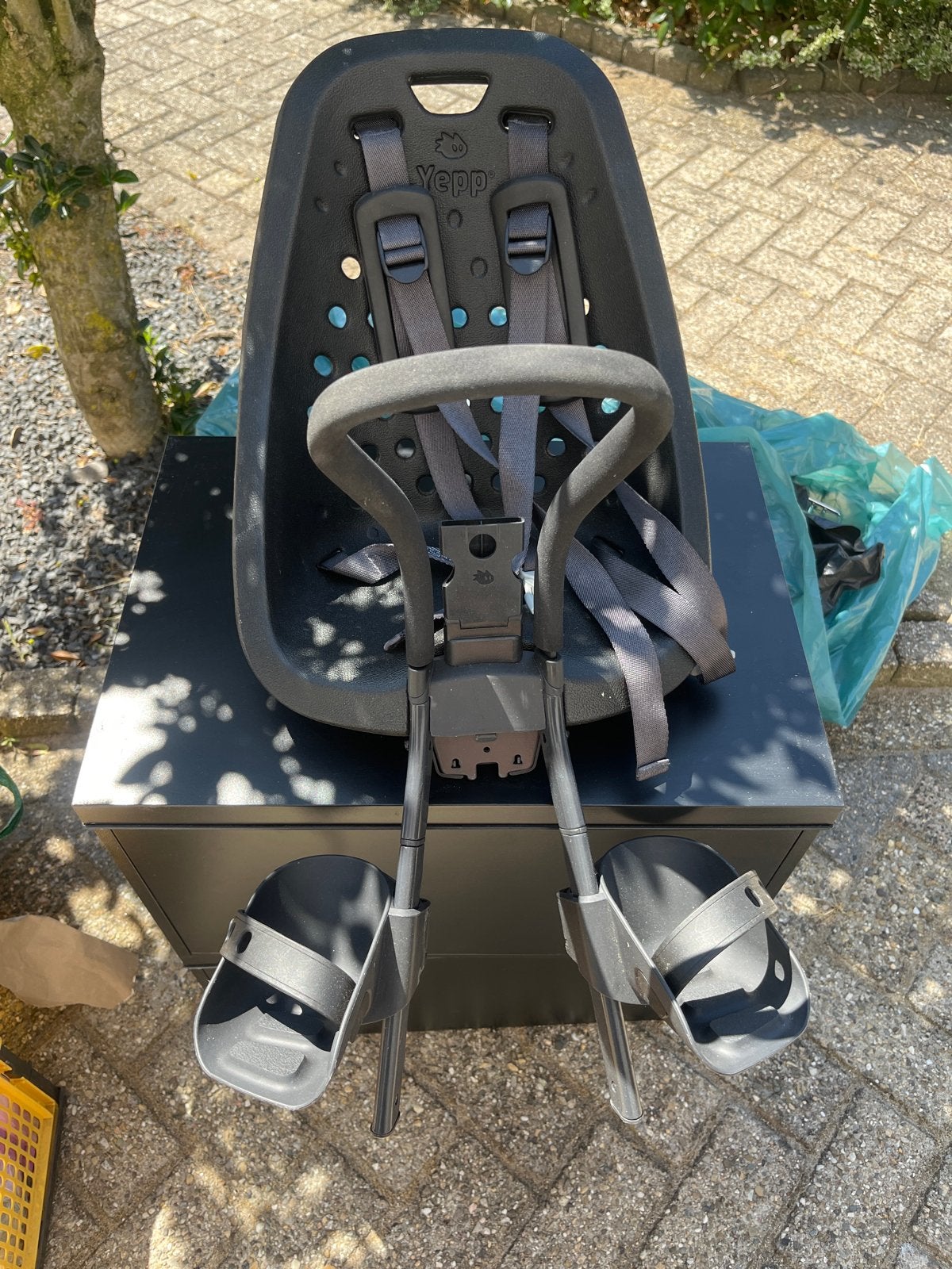 Yepp kinderzitje met windscherm, Fietsen en Brommers, Fietsaccessoires | Fietsstoeltjes, Ophalen, Voorzitje, 0 t/m 13 kg, Gebruikt