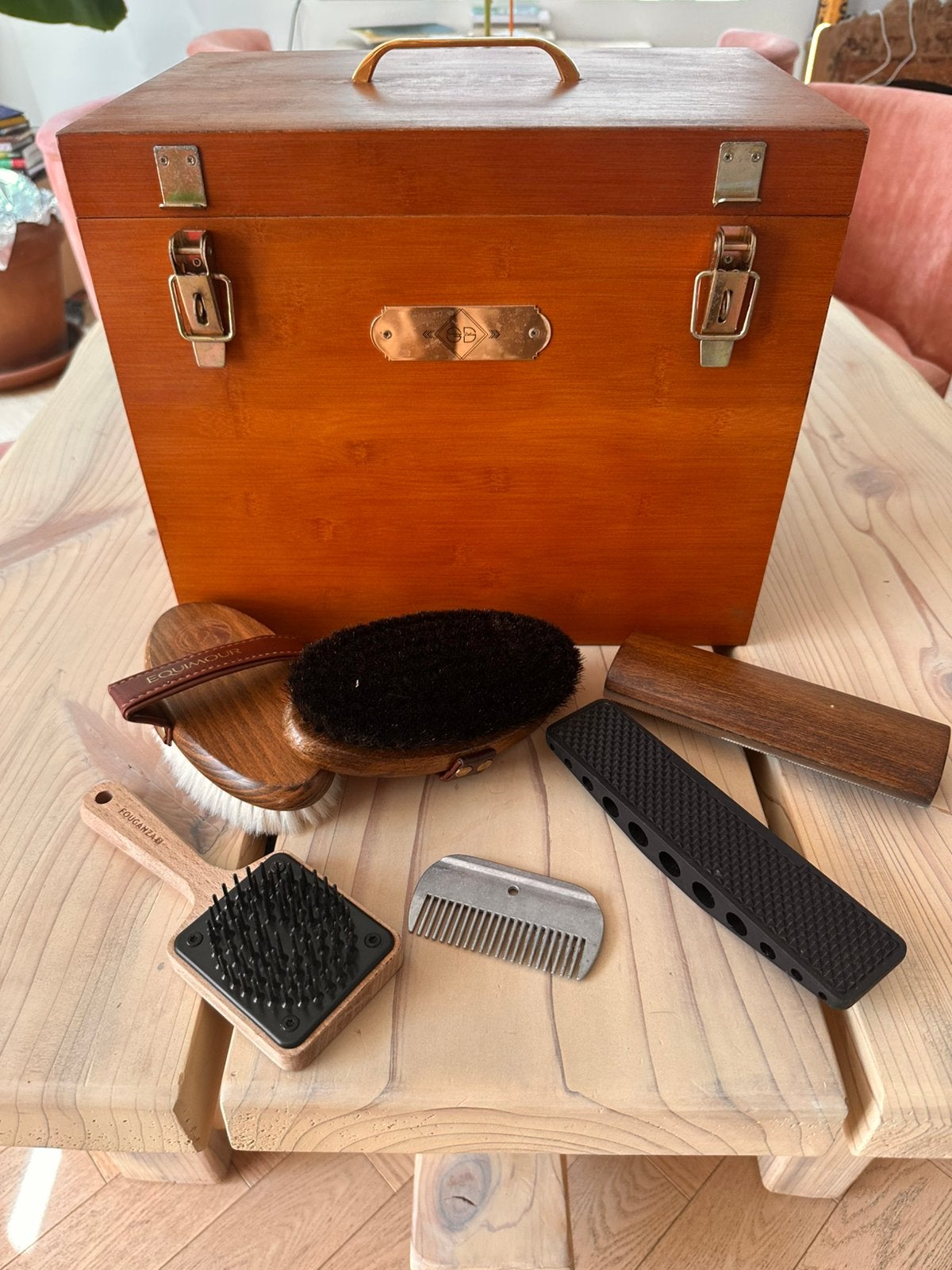 Kentucky Horsewear luxe poetsbox  incl. inhoud Equimour, Dieren en Toebehoren, Paarden en Pony's | Verzorgingsproducten, Ophalen of Verzenden