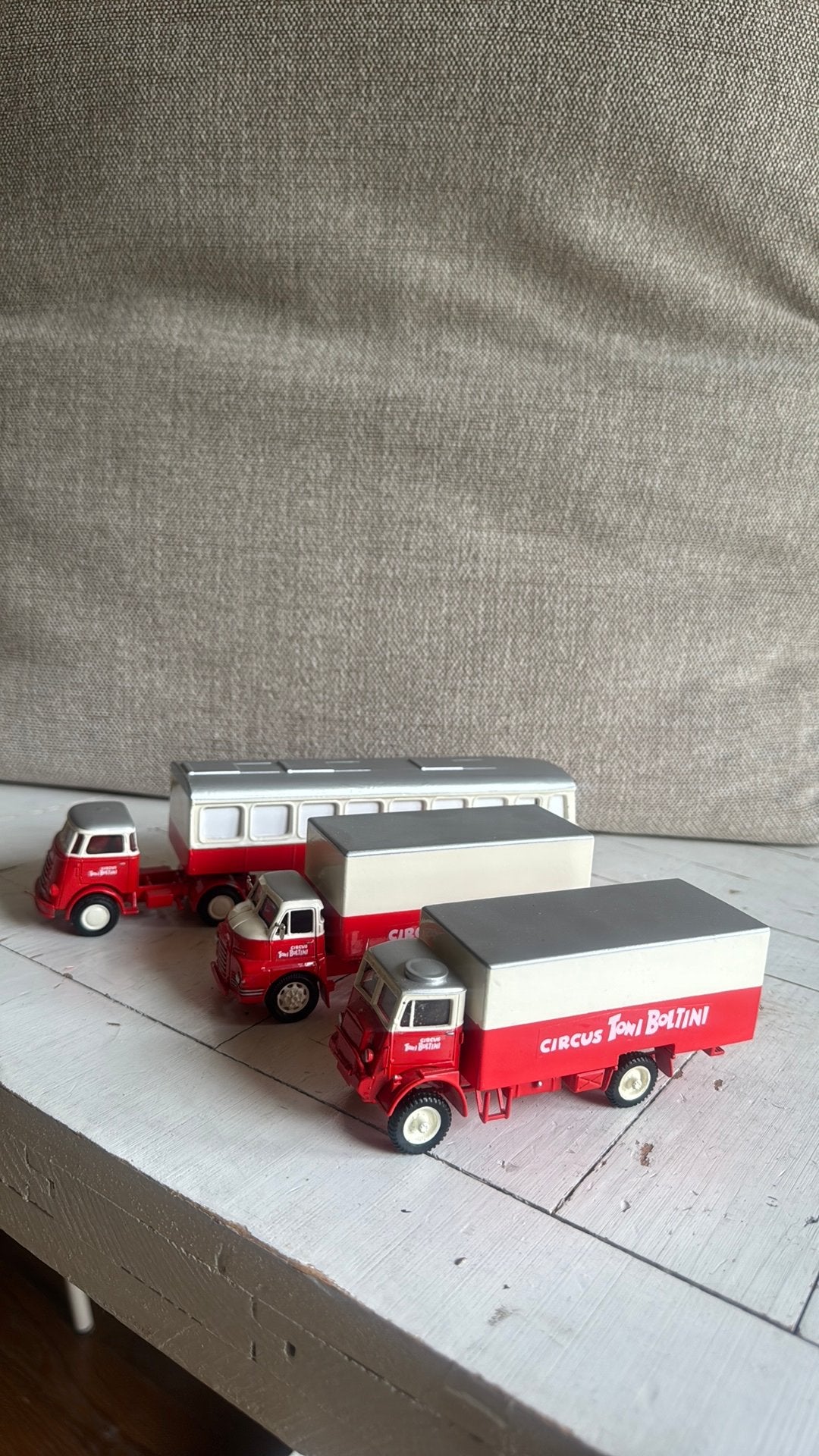 Set van 3 model auto’s Circus Toni Boltini, Ophalen of Verzenden, Gebruikt, Auto, Corgi