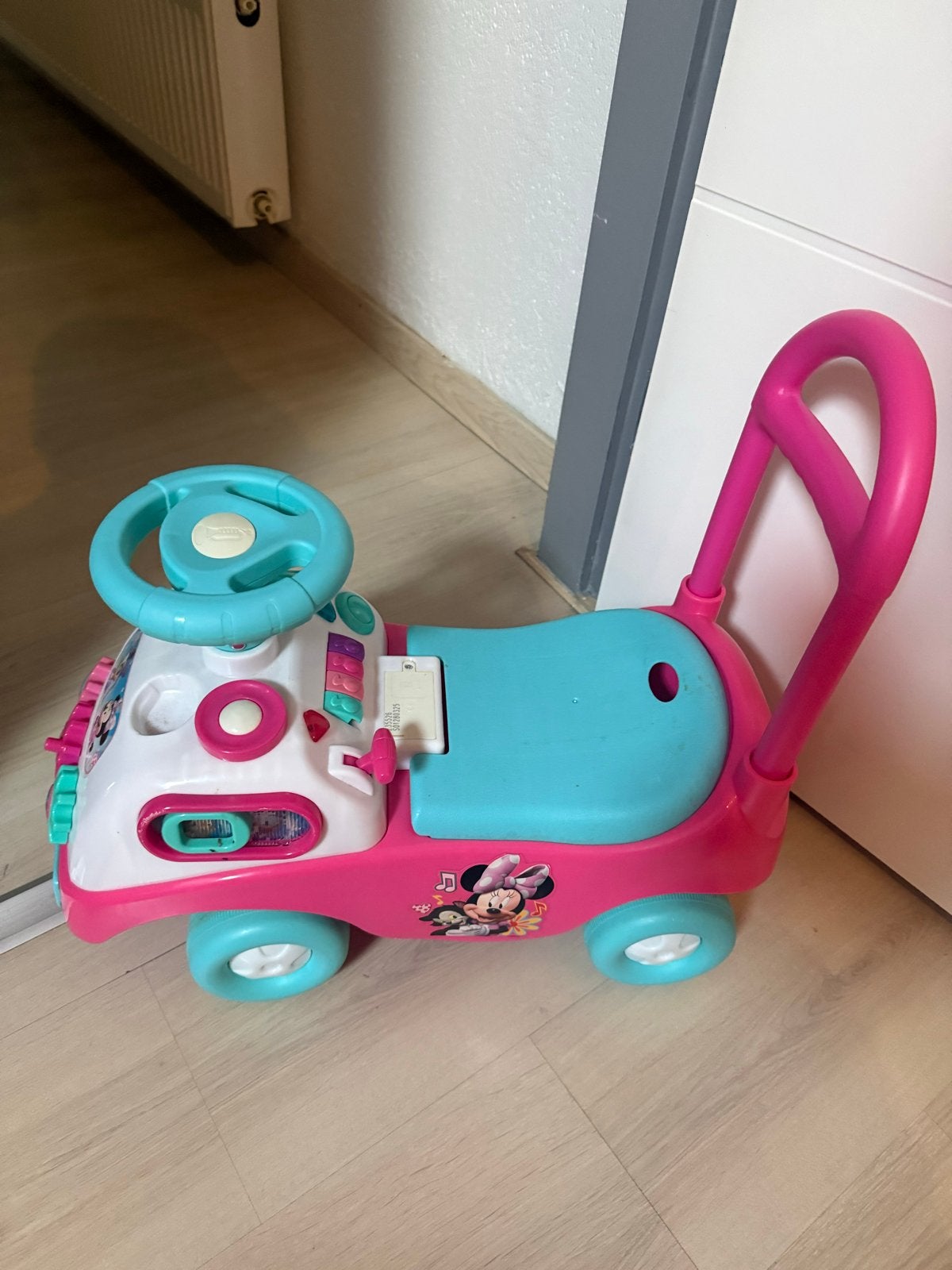 Minnie Mouse Loopauto in zeer goede staat, Ophalen, Zo goed als nieuw, Loopvoertuig