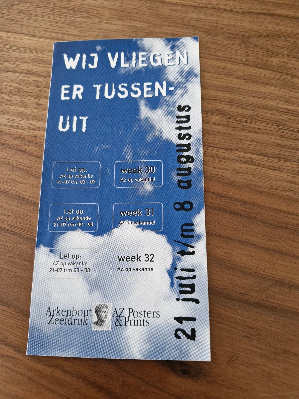 10304 Unieke 'Wij Vliegen Er Tussenuit' Vakantiesticker, Ophalen of Verzenden, Nieuw, Overige typen