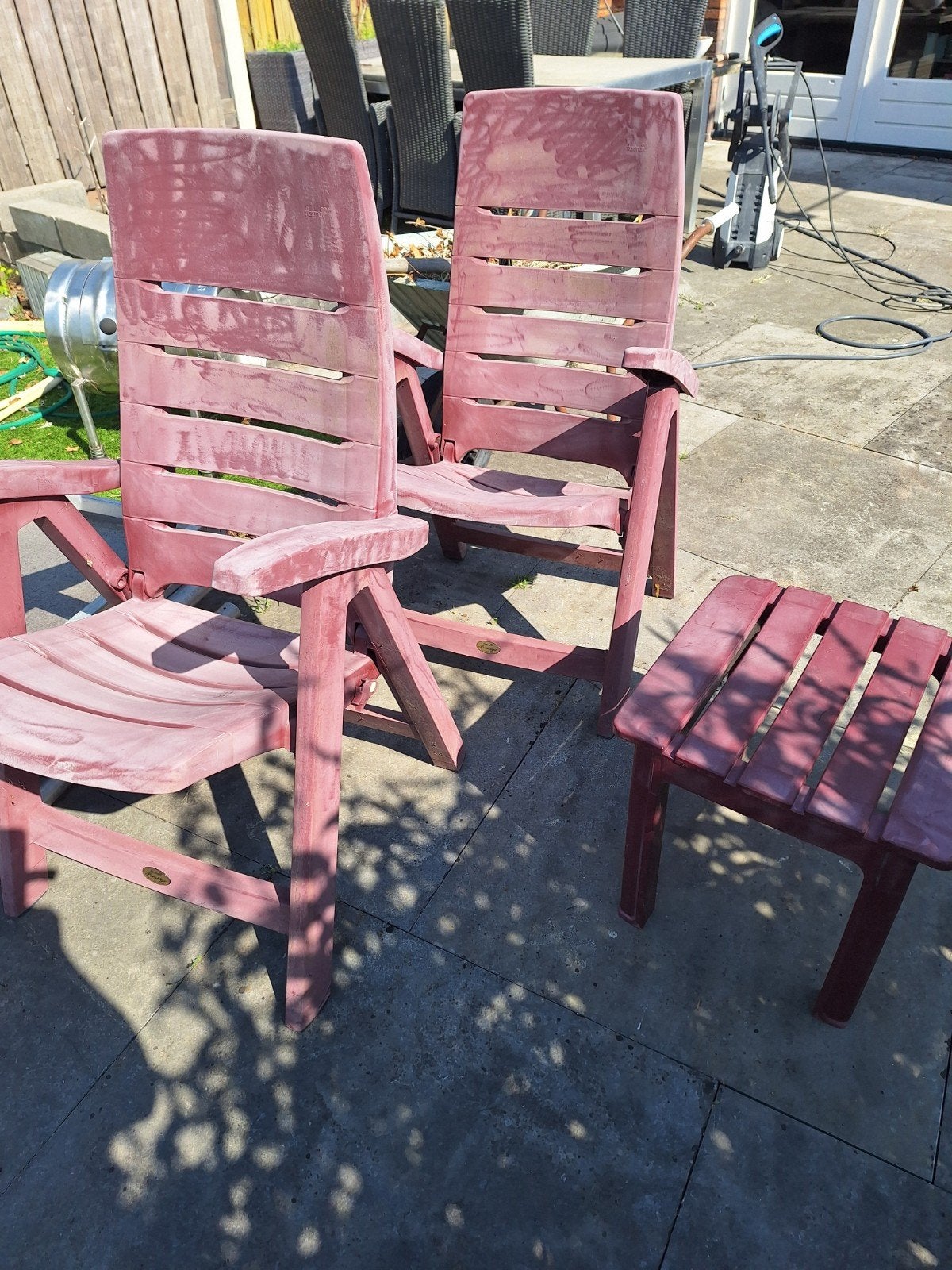 Bordeaux rode Hartman tuinset gratis, Ophalen