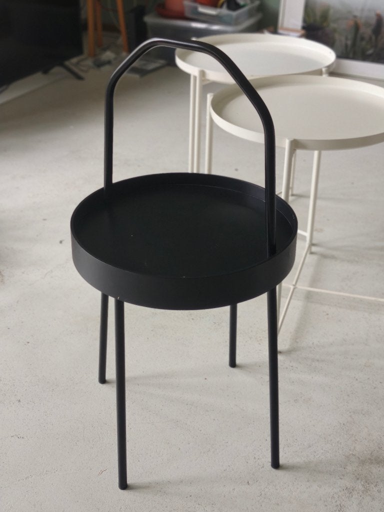 IKEA black side table with handle - tray table, Ophalen, Zo goed als nieuw, Hout