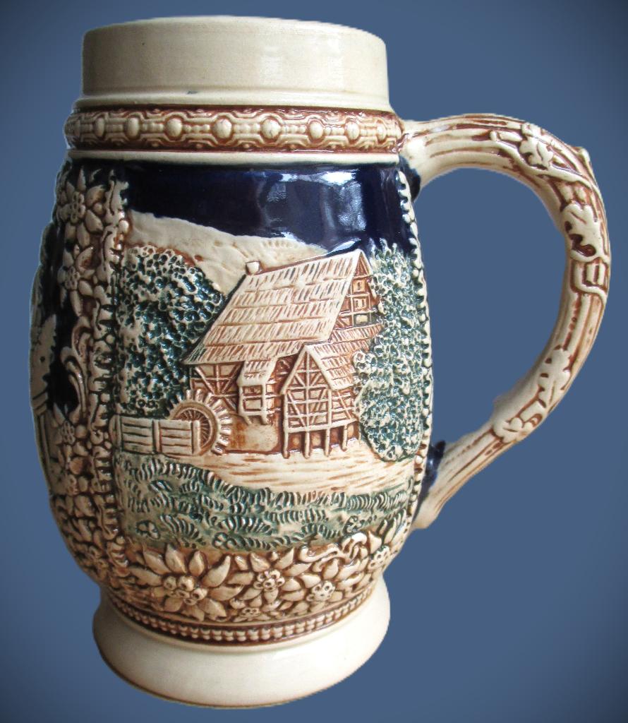 Bierpul~Vintage Duitse Pul~Waterrad~Stein~Reliëf, Antiek en Kunst, Ophalen of Verzenden