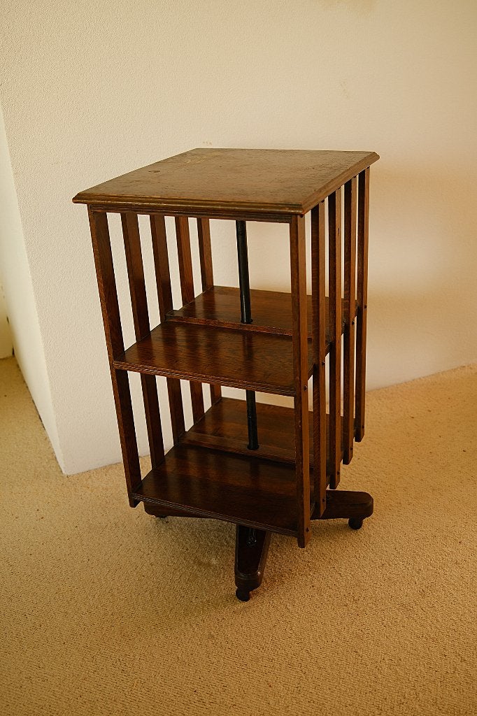vintage houten boekenmolen, Ophalen