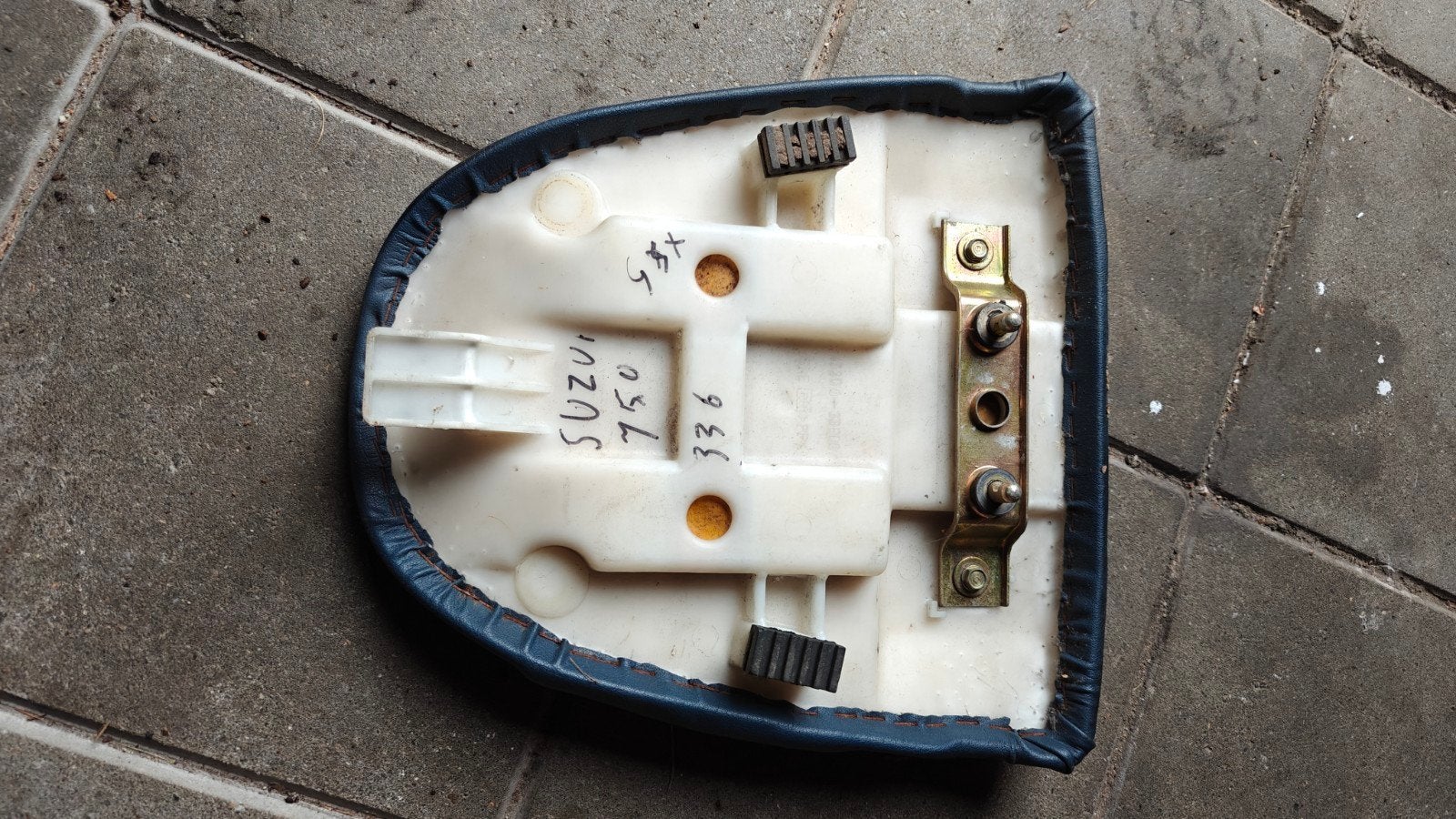 Passagierszadel Suzuki GSXR SRAD (blauw/zwart), Ophalen, Gebruikt