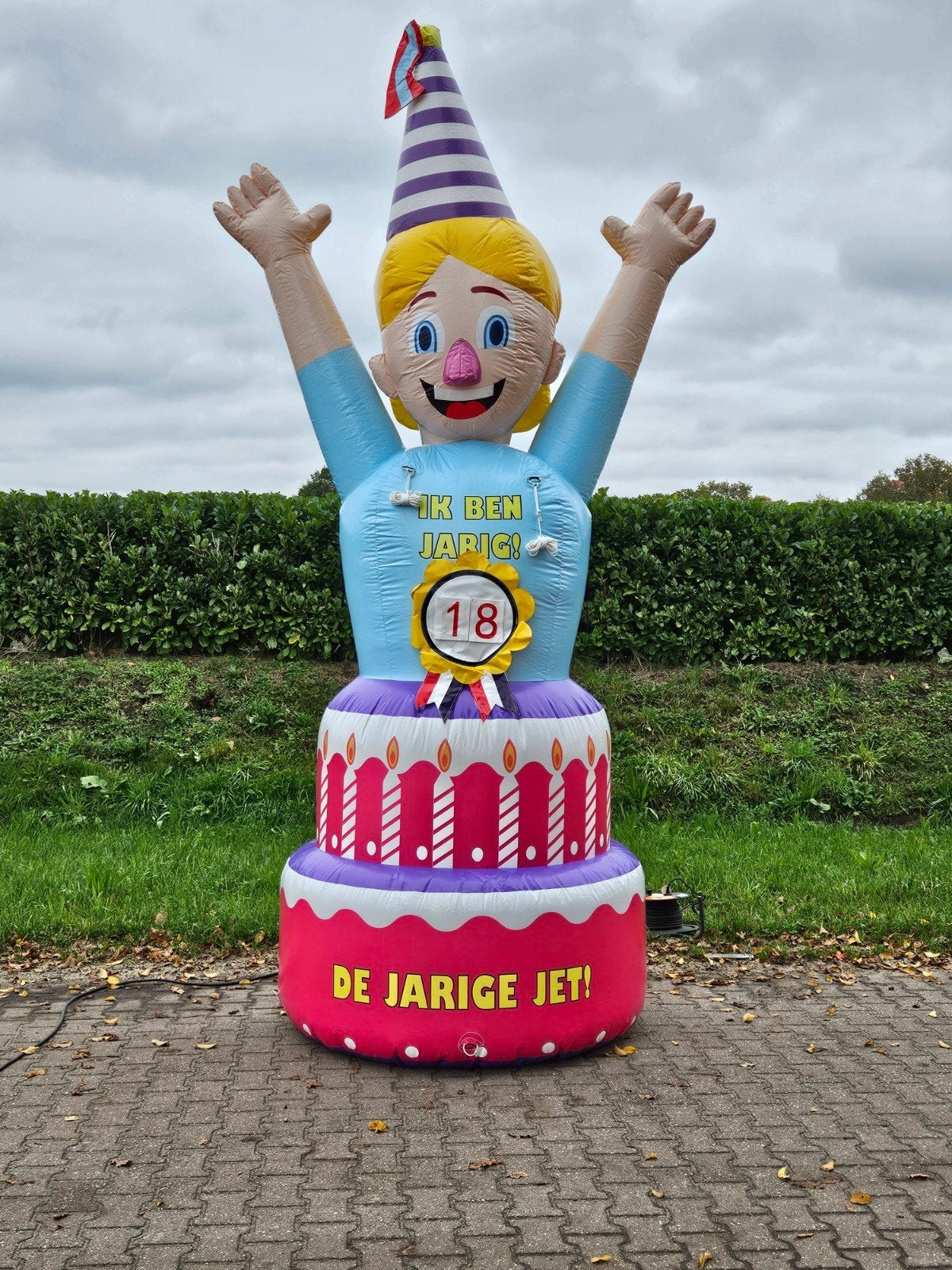 Jarige Jet te huur!!, Ophalen, Zo goed als nieuw, Verjaardag