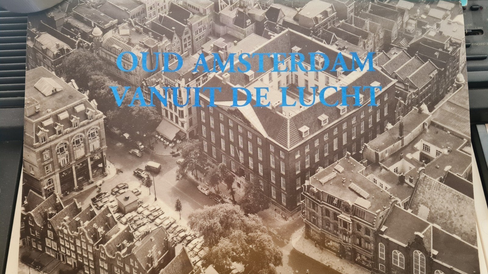 Oud Amsterdam Vanuit De Lucht - Historisch Fotoboek, Ophalen of Verzenden, 20e eeuw of later, Gelezen, W. Wanders en R. de Regt