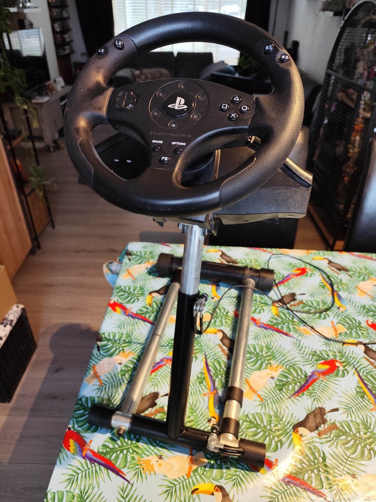 Thrustmaster T150 Racestuur met Wheel Stand Pro, Ophalen, Racestuur, Gebruikt, Force feedback