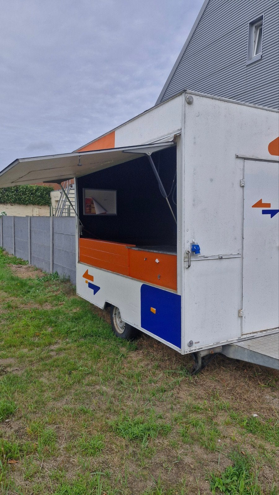 aanhanger verkoopwagen, Caravans en Kamperen, Ophalen