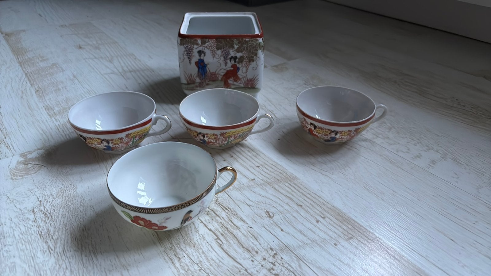 Antieke Chinese kopjes en bakje., Antiek en Kunst, Antiek | Porselein, Ophalen of Verzenden