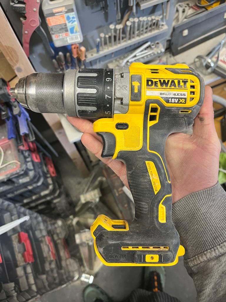 DeWalt DCD796 18V XR Brushless schroefboormachine, Ophalen of Verzenden, Boor- en Schroefmachine, Klopboormechanisme, Gebruikt