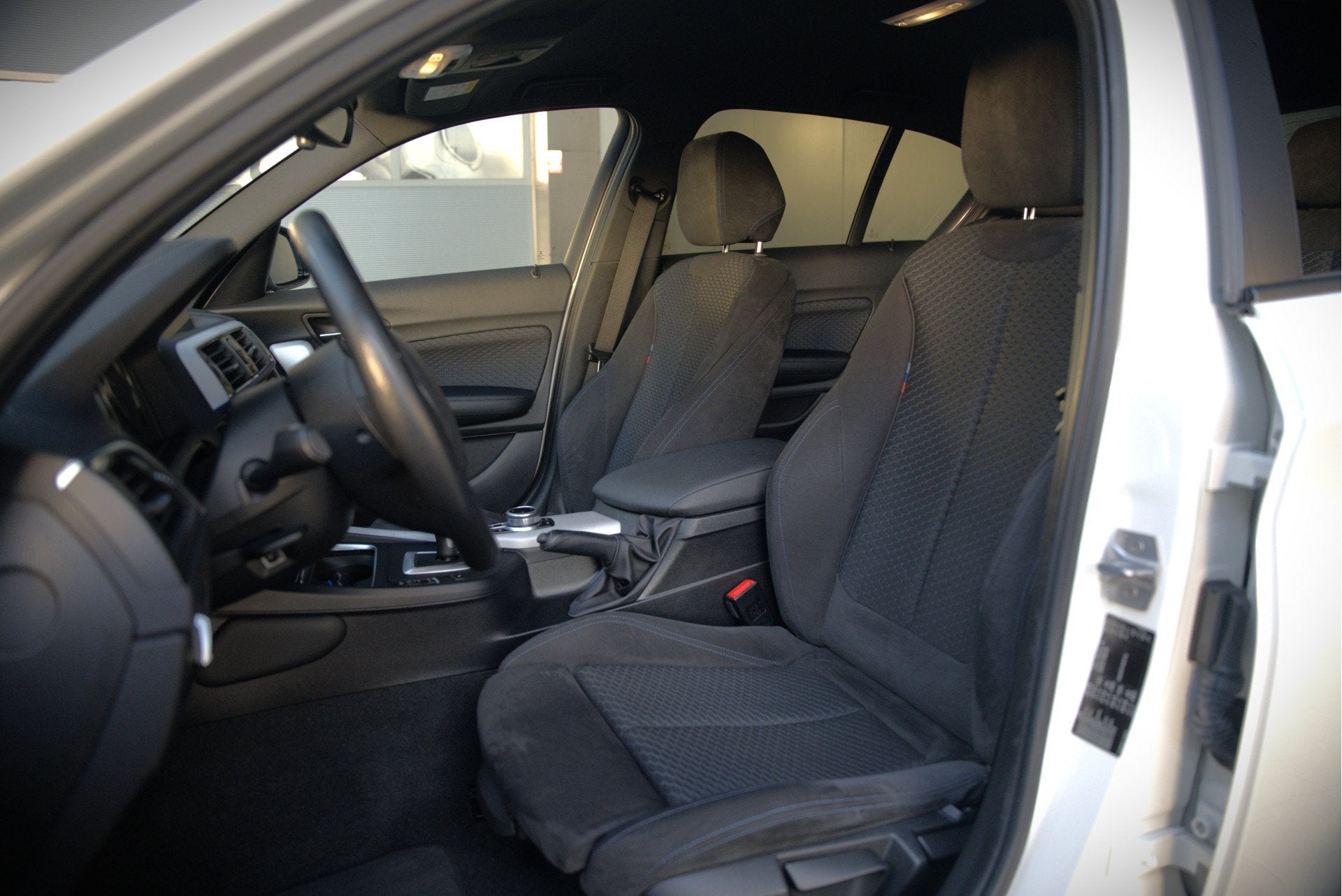 BMW 1-serie 118i Corporate Lease Executive M Sport | Automaa, Auto's, BMW, Gebruikt, Alcantara, Wit, Origineel Nederlands