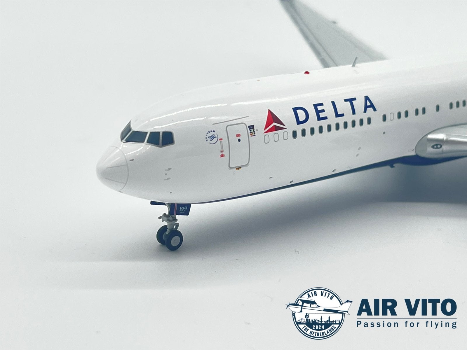 Gemini Jets Boeing 767-300ER Delta 1:200 Nieuw, Schaalmodel, 2992JB, Ophalen of Verzenden, Operations@airvito.com
