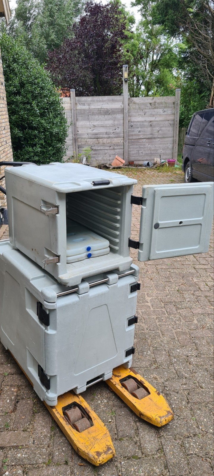 2 MELFORM PROFESSIONELE KOELBOXEN., Ophalen