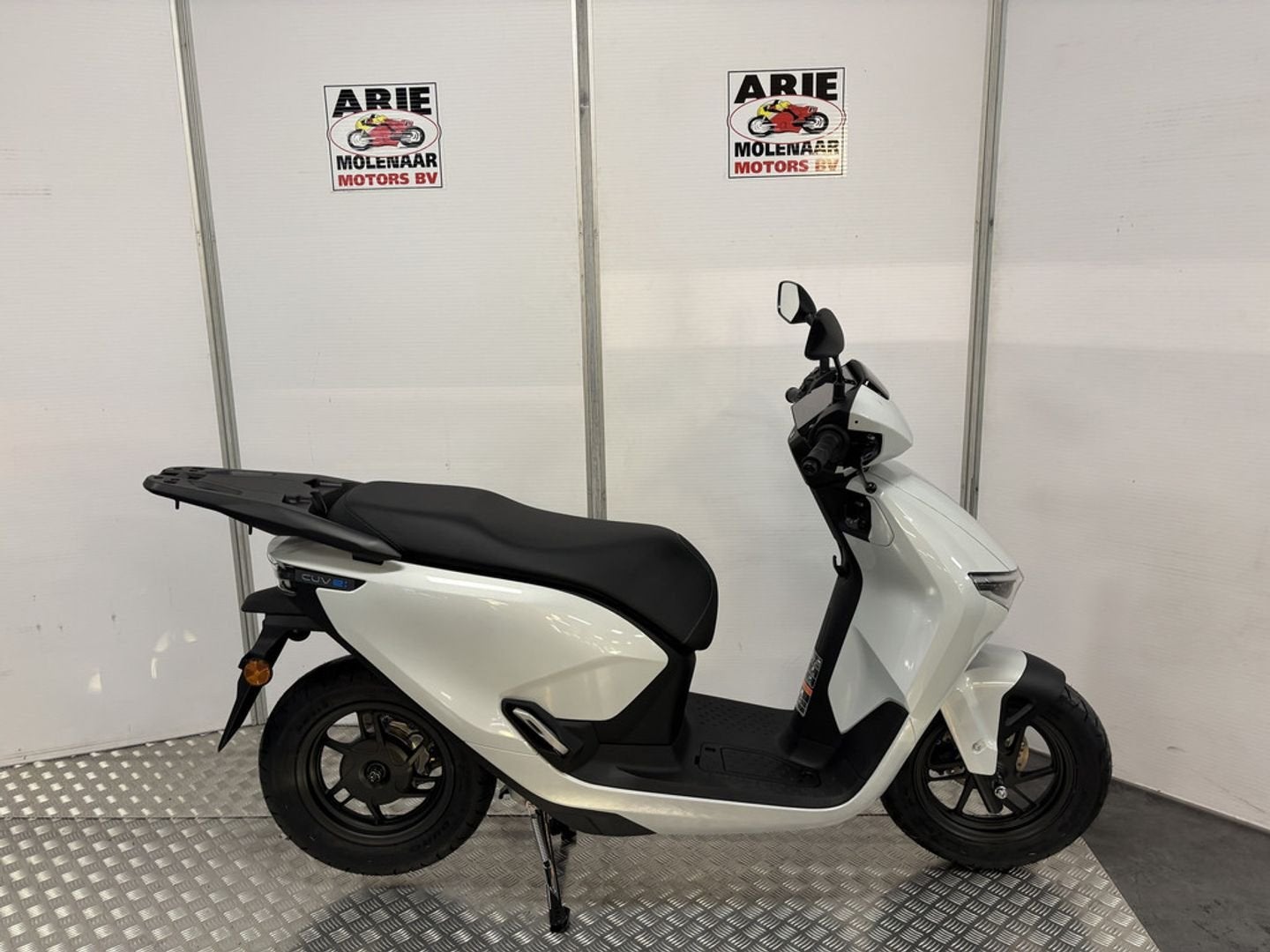 Honda CUVe (bj 2026), Motoren, Scooter, HONDA, Bedrijf, Onbekend