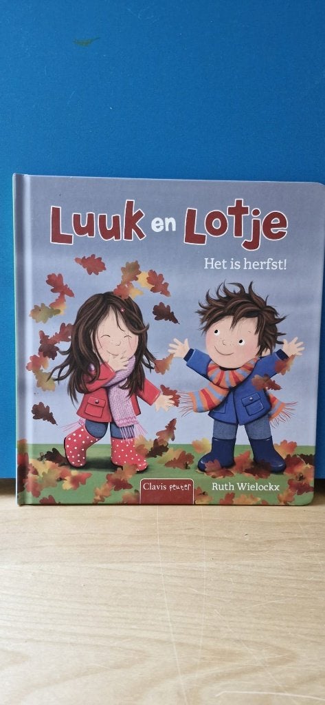 Luuk en Lotje het is herfst, Ophalen of Verzenden, Zo goed als nieuw, Fictie algemeen