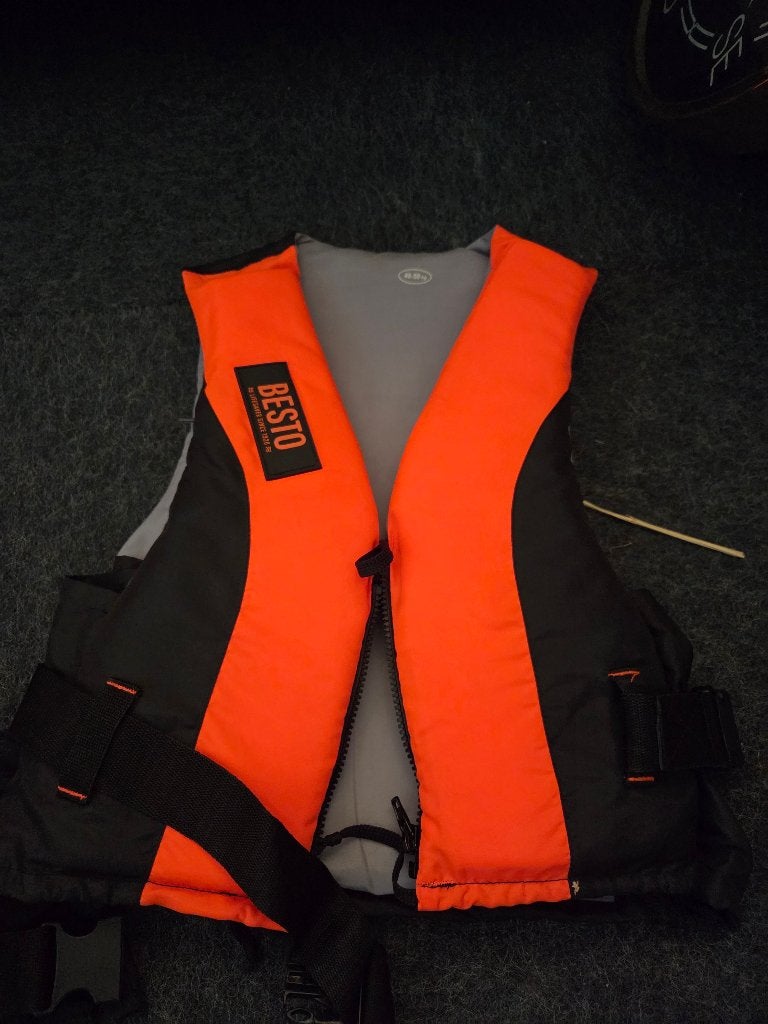 te koop Reddingsvesten, Watersport en Boten, Ophalen, Besto, Zo goed als nieuw, Dame of Heer