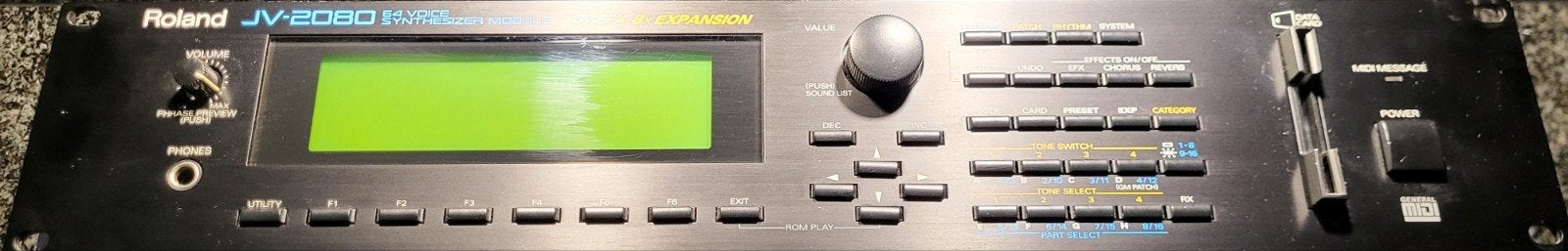 Roland JV-2080 Synthesizer Module met 8 uitbreidingsslots, Muziek en Instrumenten, Gebruikt, Roland, Met midi-aansluiting, Overige aantallen