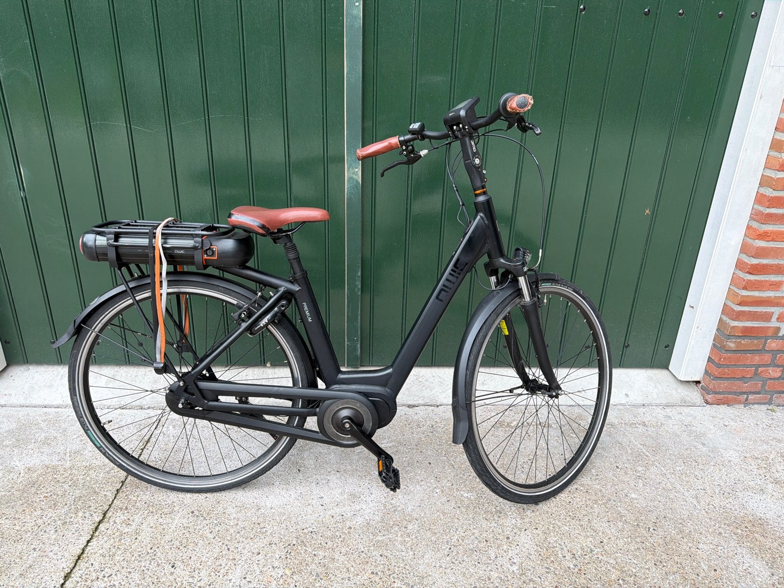 Qwic Premium V E-bike - Bafang middenmotor - 400Wh accu, Qwic, Ophalen of Verzenden, Zo goed als nieuw, 47 tot 51 cm