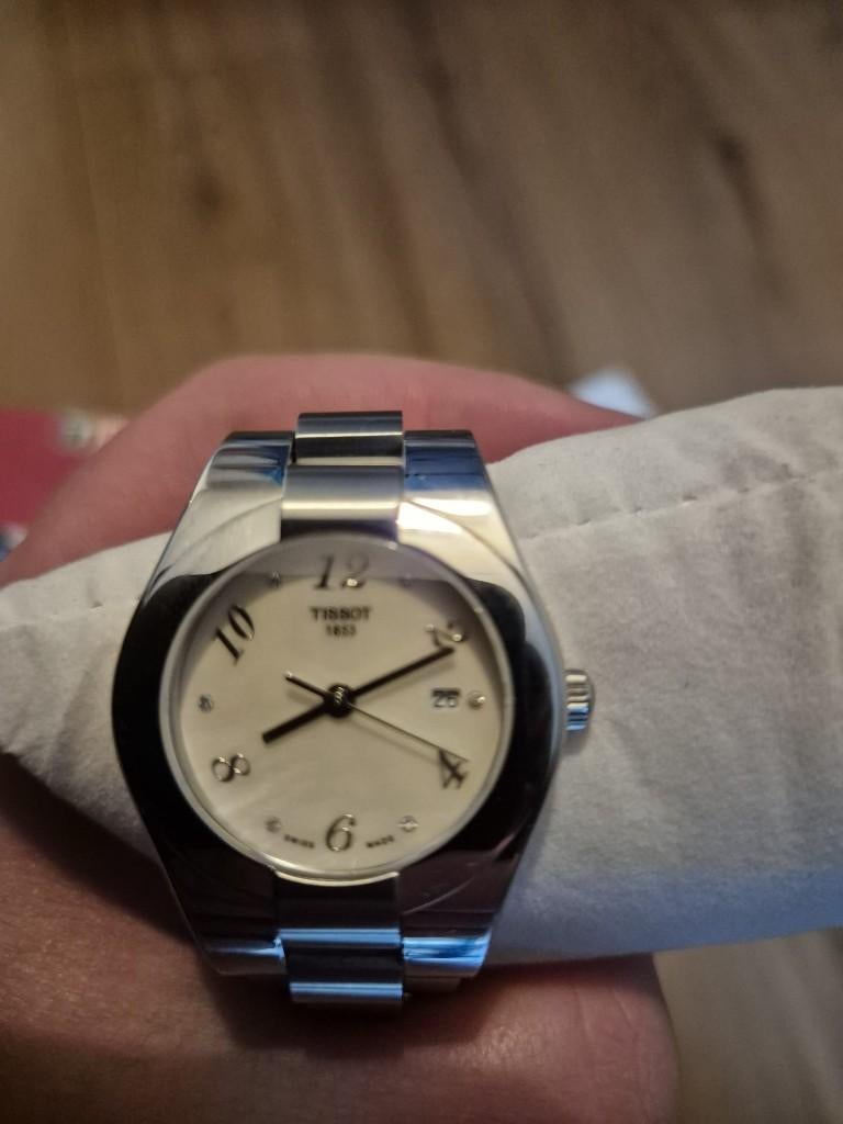 Tissot T-lady Glam Sport dameshorloge, Sieraden, Tassen en Uiterlijk, Horloges | Dames, Overige merken, Staal, Staal, Polshorloge