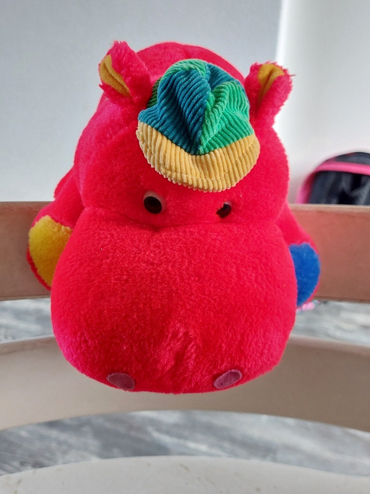 Bon Ton rood nijlpaard knuffel met muts, Overige merken, Overige karakters, Overige typen, Ophalen of Verzenden
