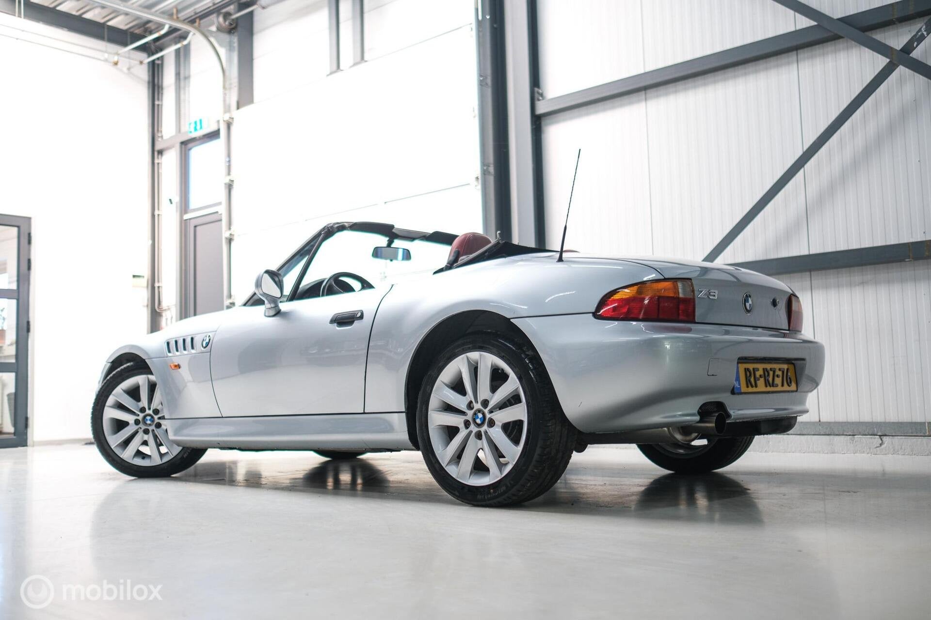 BMW Z3 Roadster 2.5 192 pk | 6 cilinder | Nieuwe APK | Zomer, Auto's, BMW, Achterwielaandrijving, Gebruikt, Cabriolet, Open dak