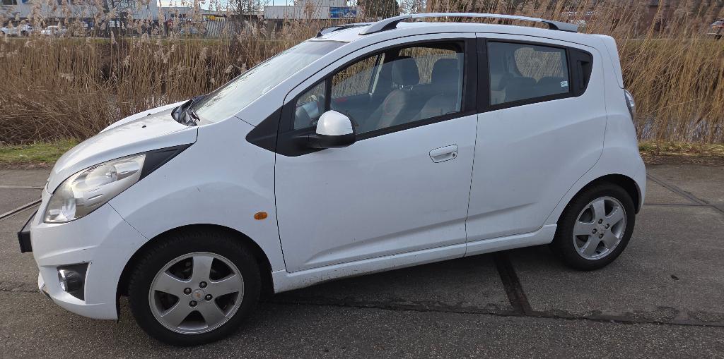 Chevrolet Spark 1.2 2010 Wit, Auto's, Chevrolet, Voorwielaandrijving, 4 cilinders, Wit, Origineel Nederlands