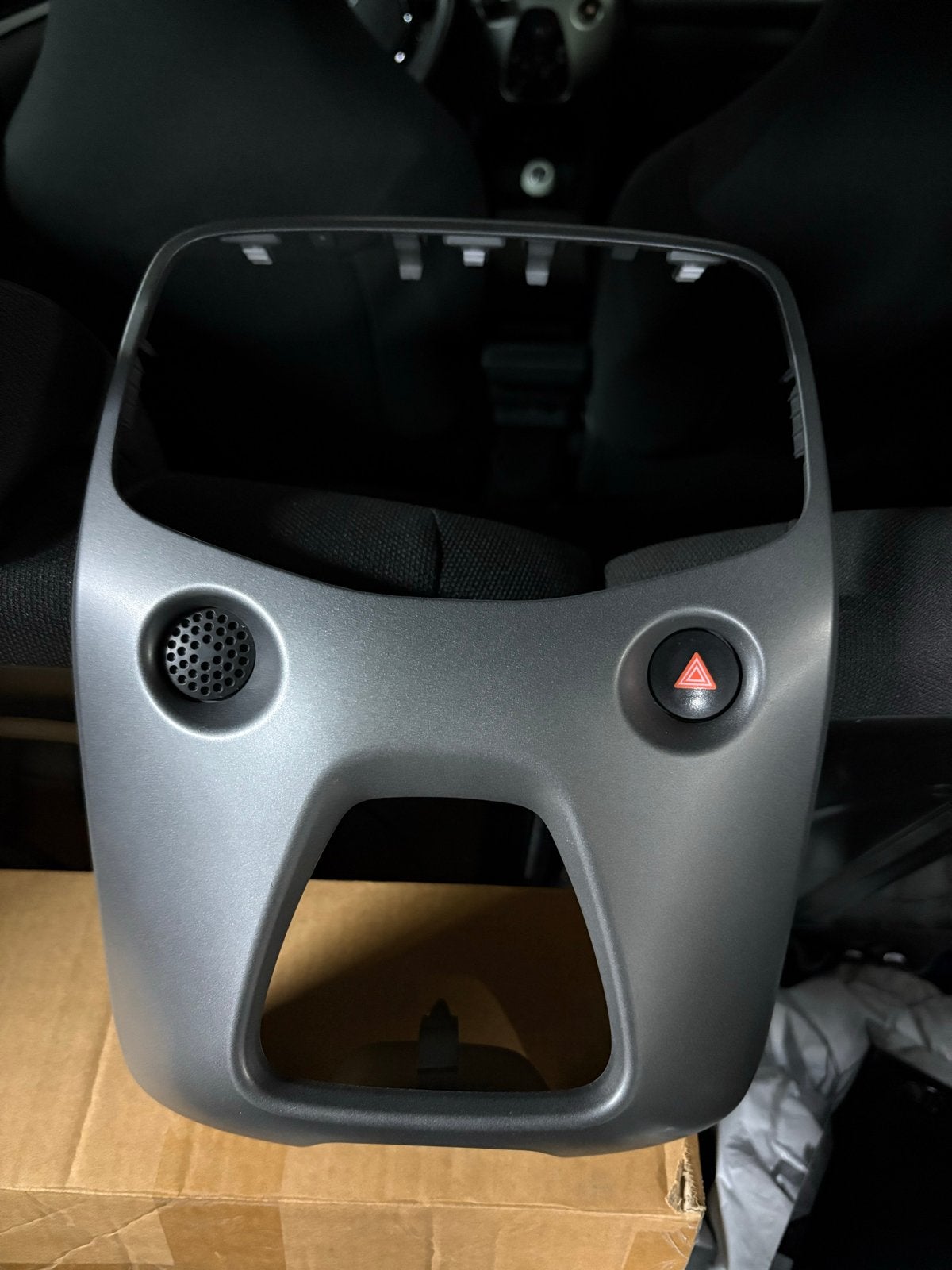 Toyota Aygo, Peugeot 108, Citroen C1. Front/radiopaneel, Ophalen of Verzenden, Gebruikt, Smart